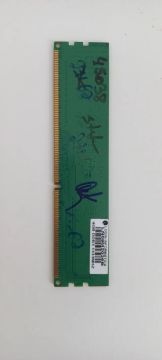2 Memórias RAM- DDR3 - 2 x 4GB (8GB) - 1333Mhz - 1-Login e 1-Kingston