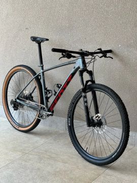 Bicicleta Scott scale 970