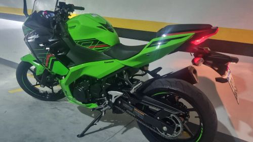 Ninja 400 KRT 2023 - À Vista/Parcelado 12x com juros