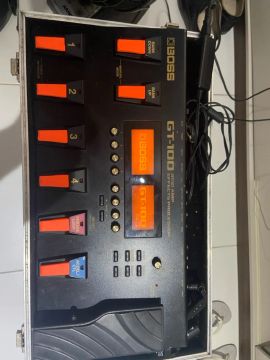 Boss GT100