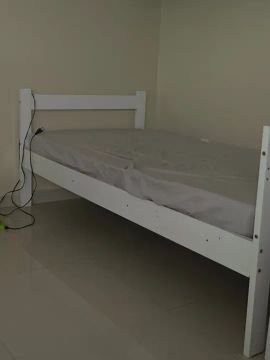 Cama Box de solteiro branca
