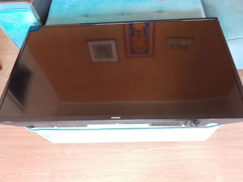 TV Samsung smart 40p não liga