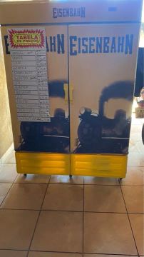 Cervejeiras, frizer e expositor para distribuidora completa 