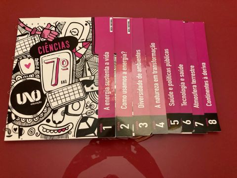 Livro Didático 7º Ano - 8 Unidades - Editora UNO