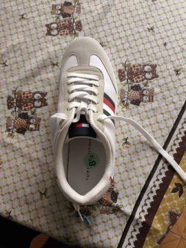 Tênis Hilfiger masculino número 40