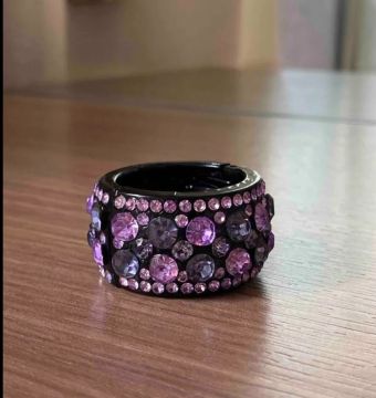 Presilha para cabelo com strass