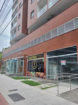 Ampla loja em Jardim Camburi, 35m2 e 1 vaga