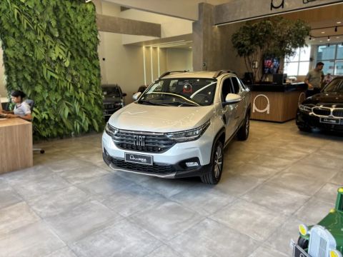 Linda Fiat Strada Volcano Impecável!!