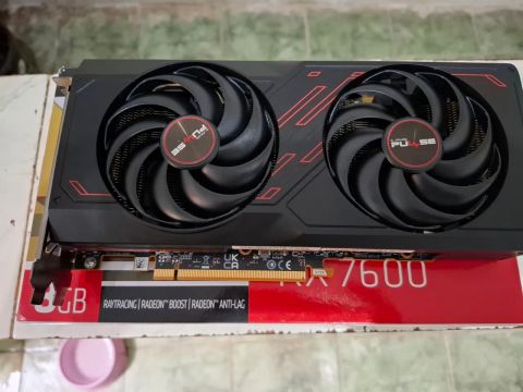 Rx 7600 saphire 8dg de vram nova com caixa e garantia de 10 meses