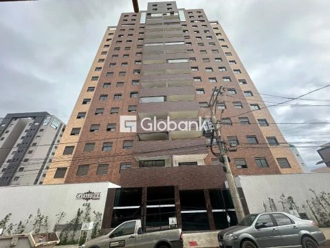 Apartamento em Montes Claros, no bairro Todos os Santos, à venda.