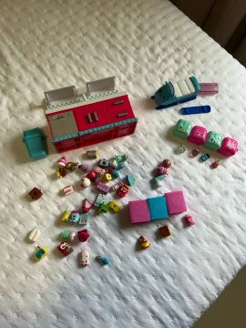 Kit de Brinquedos Shopkins - Casa, Carrinho e Diversos Acessórios