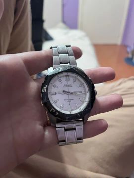 Relógio CASIO illuminator