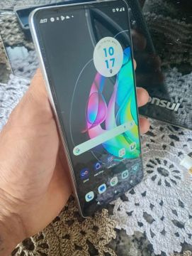 Troco moto Edge 20 