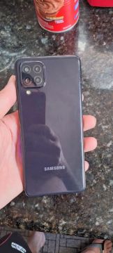 Samsung A22 semi novo 