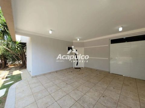 Casa em Condomínio à venda com 3 suítes no Condomínio Terras do Imperador em Americana/SP.
