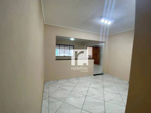 Casa de 132m² com 03 quartos, garagem para 2 carros, para Locação em São Bernardo. Valor: 