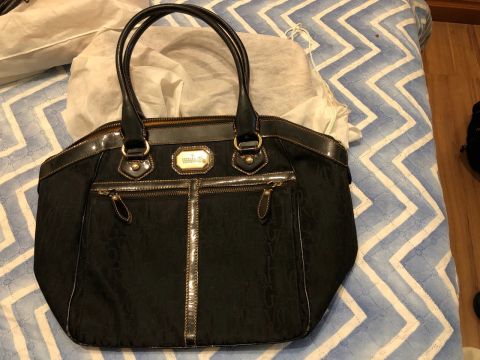 Bolsa Victor Hugo Preta