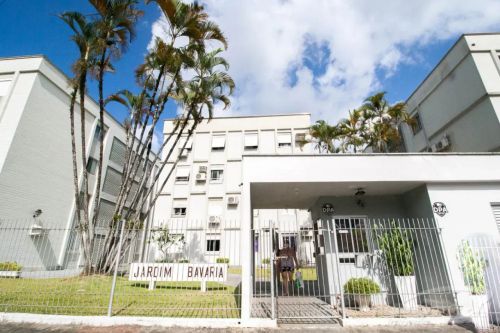 Apartamento localizado no bairro Garcia, mobiliado com aproximadamente 100,22 m²