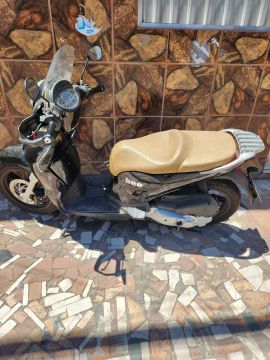 Bee 200cc royale 