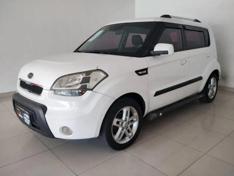 KIA SOUL EX 1.6 L 2010