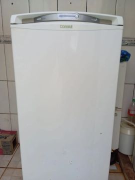 Geladeira Consul em ótimo estado