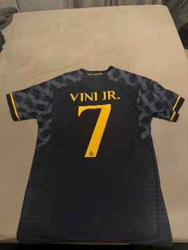 Camisa Real Madrid Vini Jr. - Tamanho G