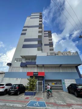 Apartamento moderno com elevador e segurança 24h 