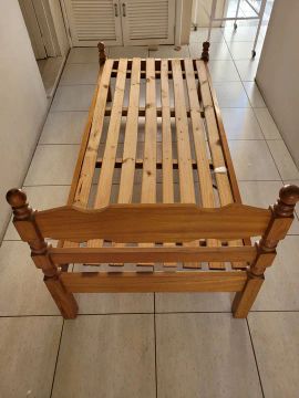  Cama solteiro madeira de lei ETERNA profissional 