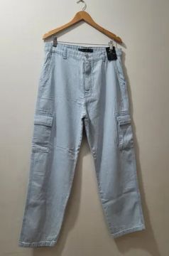Calça baggy 
