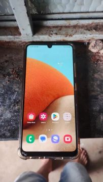 Samsung Galaxy A32  - pra vende logo 