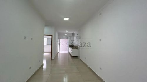 Oportunidade - Casa - Residencial Parque dos Sinos - Jacareí - 3 Dormitórios - 175m².