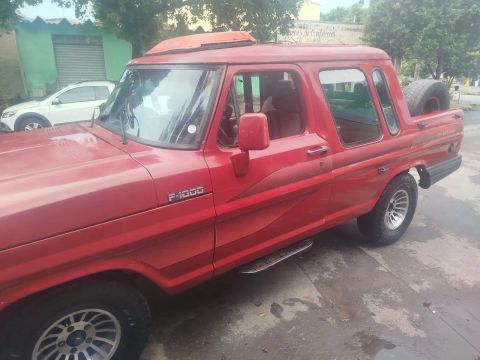 F1000 cabina dupla 