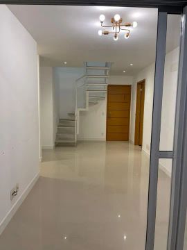 Cobertura 4 quartos com suíte e 2 vagas de garagem Recreio dos Bandeirantes no condominio