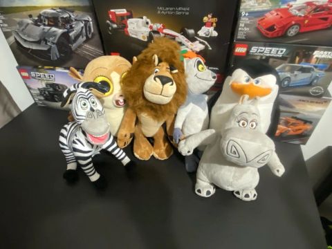 Pelúcias Madagascar - Alex, Marty, Melman, Gloria e Skipper