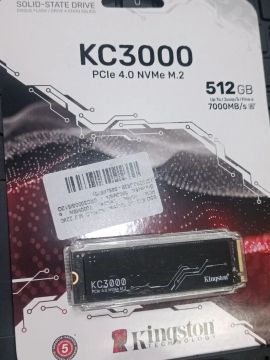 SSD Kingston KC3000 512GB PCIe 4.0 NVMe M.2