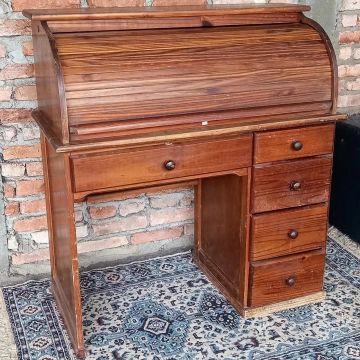 Escrivaninha de madeira xerife antiga