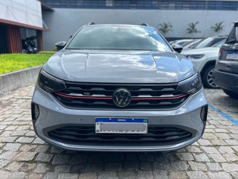 VW Nivus Highline 1.0 200TSI 2023 na garantia de fábrica e sem repinturas!