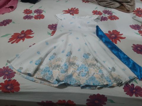 Roupa feminina de crianças 