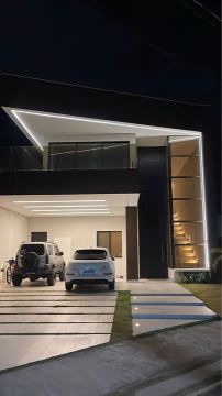 Casa Cond Damha , nascente
