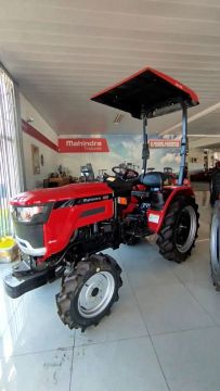 Trator Mahindra 2025 4x4