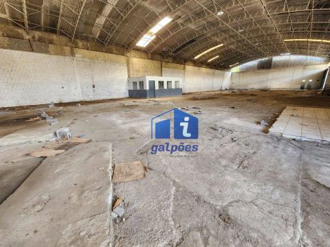 Galpão com 1.000 m² às margens da PE-05 em São Lourenço da Mata - PE