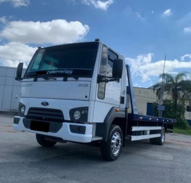 Ford cargo 816 guincho ano 2015