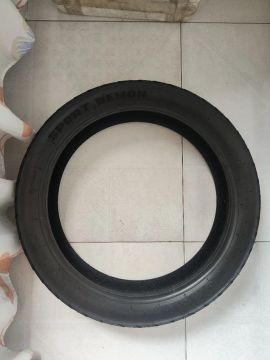 Pneu Sport Demon para Moto