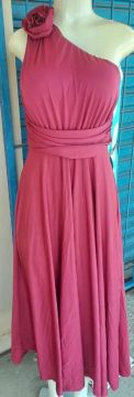 Vestido de festa longo de um ombro rosa