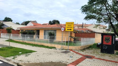 Casa comercial Cajuru 235m2