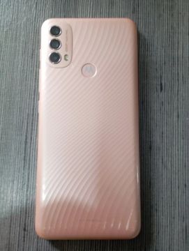 Moto E 40 64 gigas 4 de ram