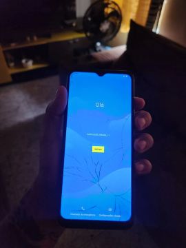 Moto G8 Power Lite
