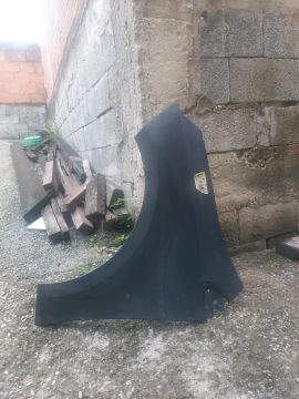  Vendese Paralama do grand siena esquerdo