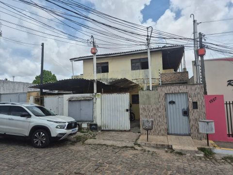 Vende-se residencial no igapo