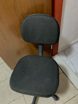 Cadeira de Escritório Giratória com Rodinhas